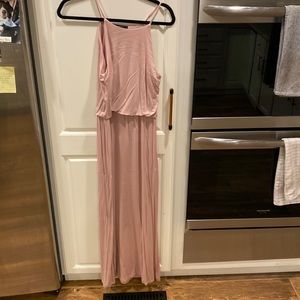 3 item bundle for $15✨ Pink high neck maxi dress